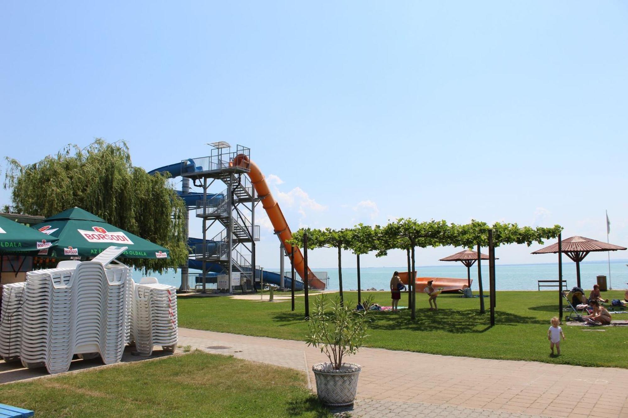 Admiral Apartman Csopak Buitenkant foto
